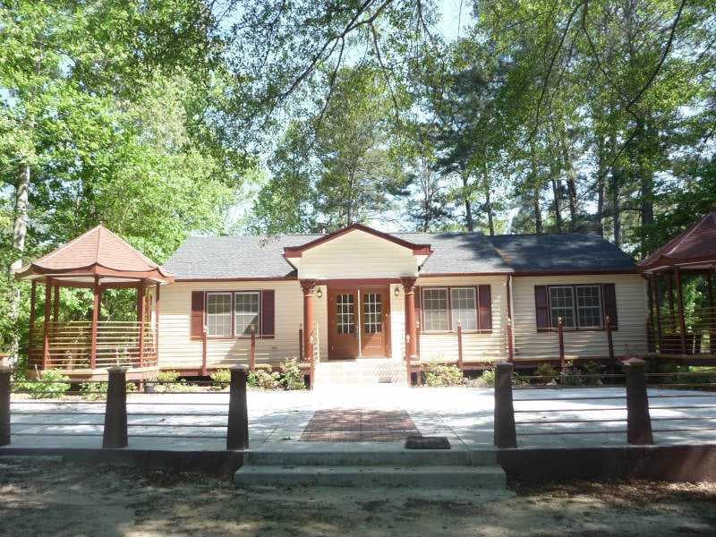 3 bedroom single family residence sold at 5148 HOOD Road, Lilburn, GA 30047