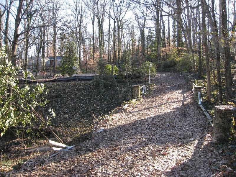 1,712 sq ft single family residence sold at 1185 The By Way, Atlanta, GA 30306