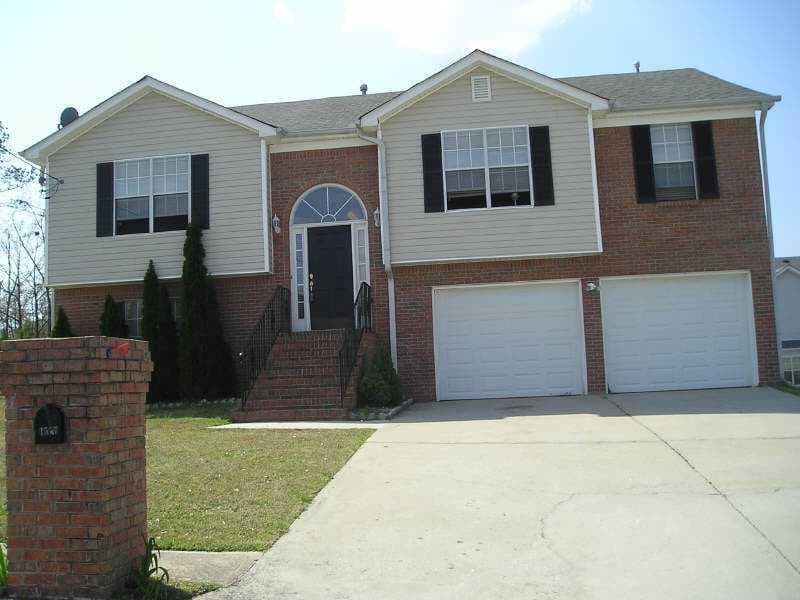 5 bedroom, 2,722 sq ft single family residence sold at 1577 Roscommon Cove, Lithonia, GA 30058