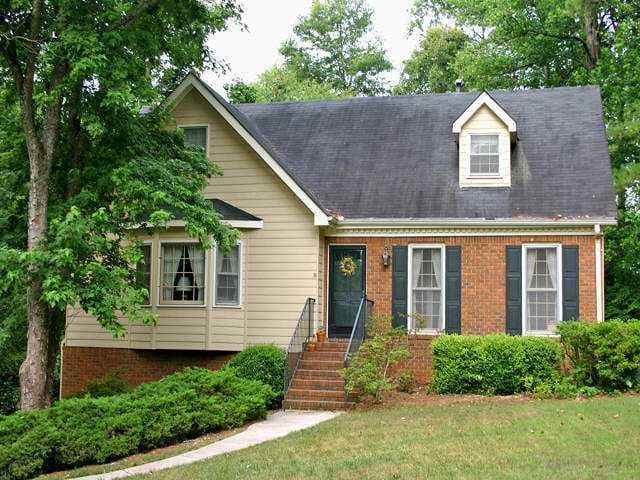 3 bedroom, 2,413 sq ft single family residence sold at 1035 Walker Court, Marietta, GA 30068
