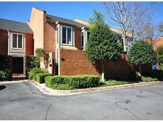 52 Willow Glen 52, Atlanta, GA 30342 — most recent listing photo