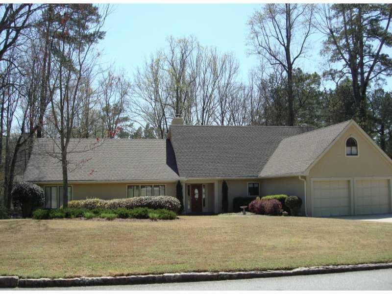 5 bedroom, 5,079 sq ft single family residence sold at 250 Colewood Way, Atlanta, GA 30328