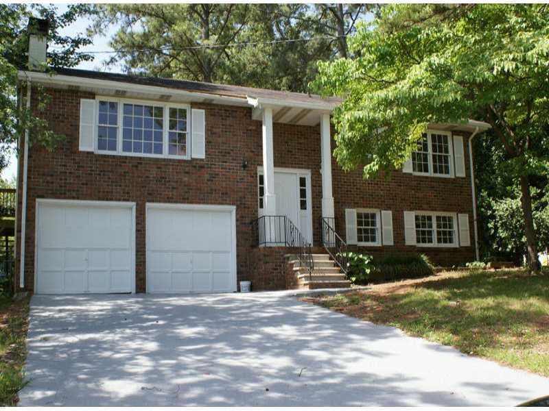 215 Simpson Drive, Kennesaw, GA 30144 — most recent listing photo
