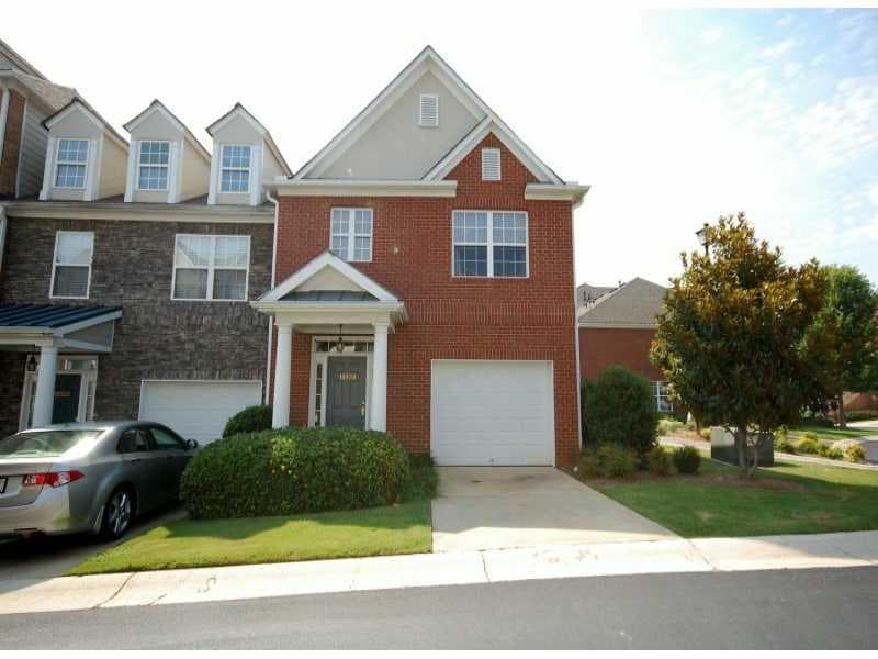 3 bedroom, 1,594 sq ft townhouse sold at 10930 Alderwood Cove 10930, Johns Creek, GA 30097