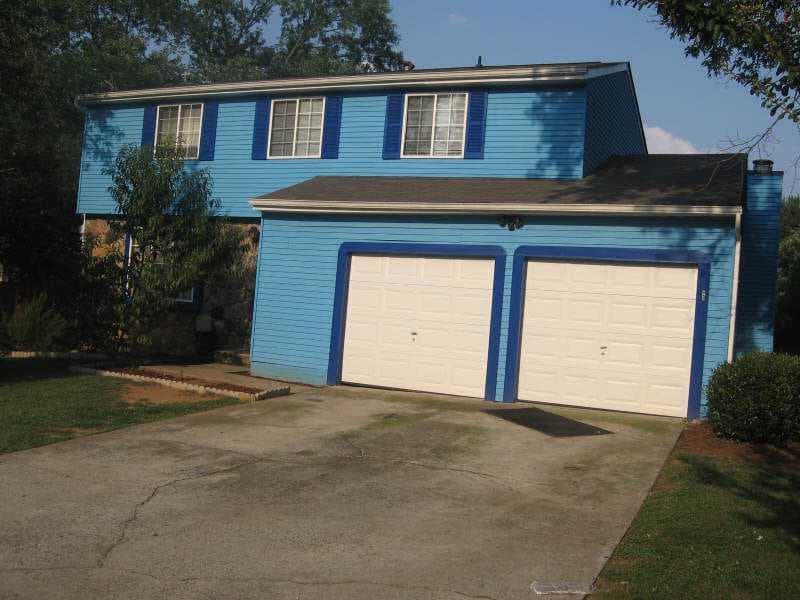4 bedroom, 1,724 sq ft single family residence sold at 1285 WORTHINGTON HILLS Drive, Roswell, GA 30076