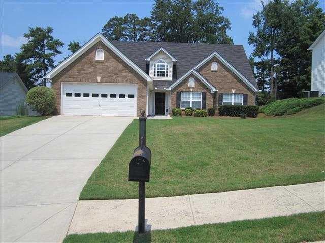 4 bedroom, 2,196 sq ft single family residence sold at 830 Dunagan Forest Drive, Lawrenceville, GA 30045