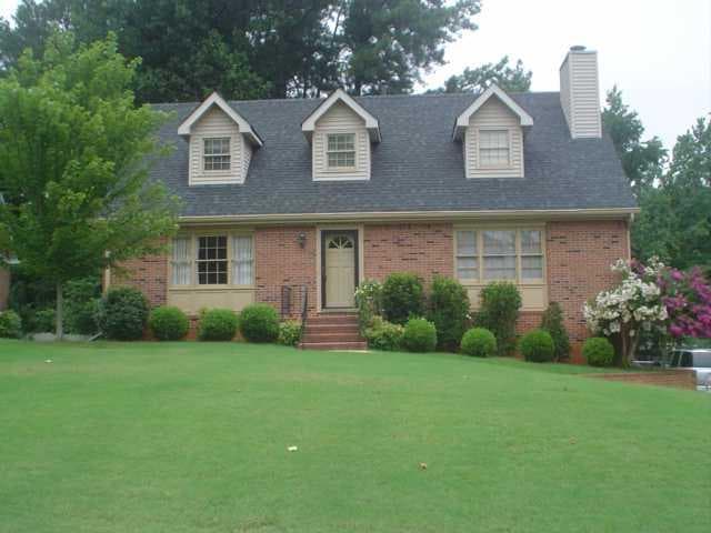 3 bedroom, 1,980 sq ft single family residence sold at 6811 Fairways Drive, Douglasville, GA 30134