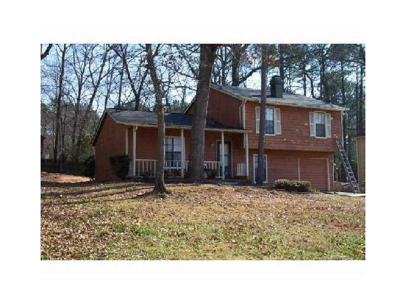 3 bedroom single family residence sold at 1095 Forest Drive, Stone Mountain, GA 30088