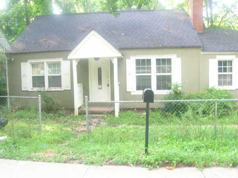 3 bedroom, 976 sq ft single family residence sold at 1245 Campbellton Road, Atlanta, GA 30310