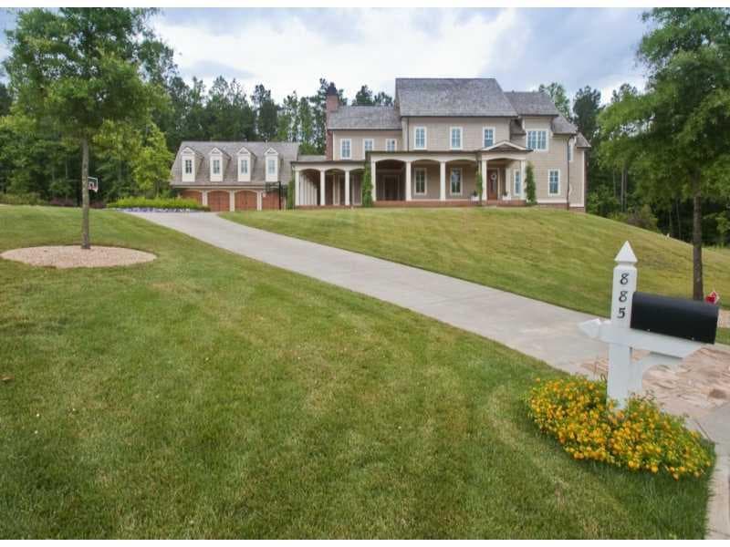 7 bedroom single family residence sold at 885 Crabapple Hill, Alpharetta, GA 30004