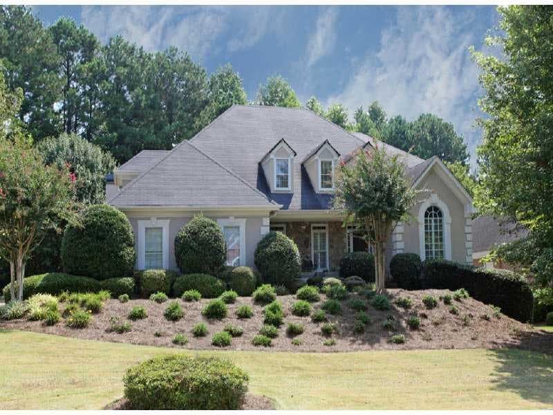 5 bedroom, 2,841 sq ft single family residence sold at 5321 Dunwoody Club Creek, Atlanta, GA 30360