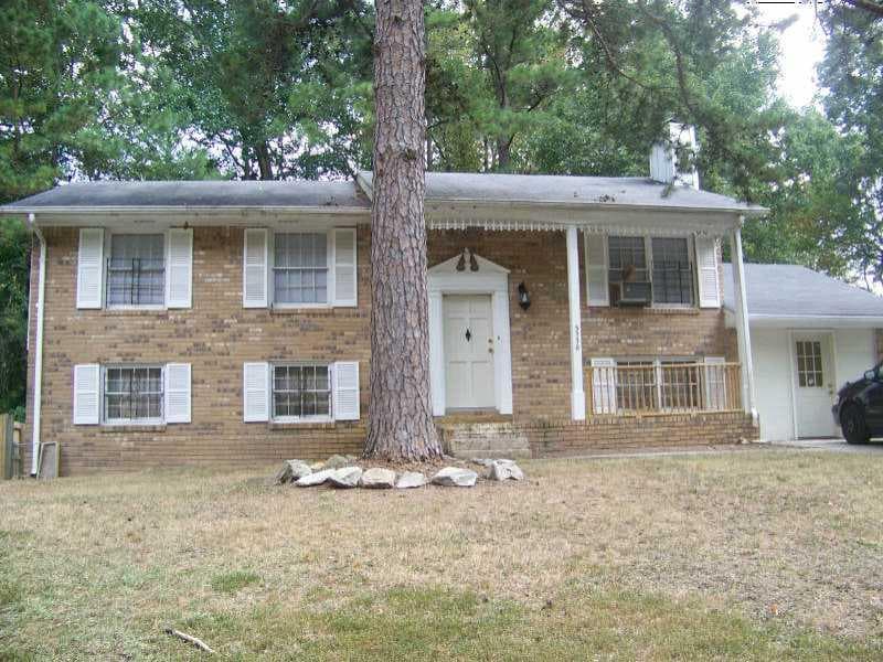 3 bedroom, 1,107 sq ft single family residence sold at 3770 SE Leisure Lane, College Park, GA 30349