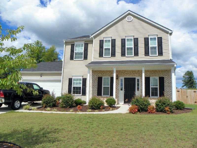 3 bedroom, 1,613 sq ft single family residence sold at 1411 Saint Charles Place, Loganville, GA 30052