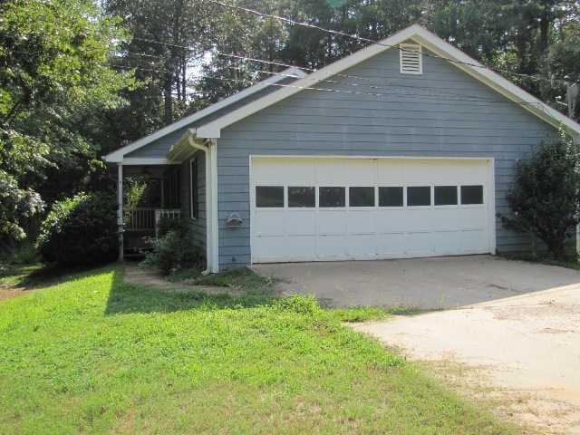 3 bedroom, 1,372 sq ft single family residence sold at 4175 HURT BRIDGE Court, Cumming, GA 30040