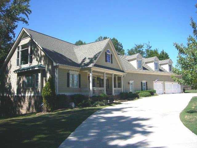 6504 SUNSET Court, Flowery Branch, GA 30542 — most recent listing photo