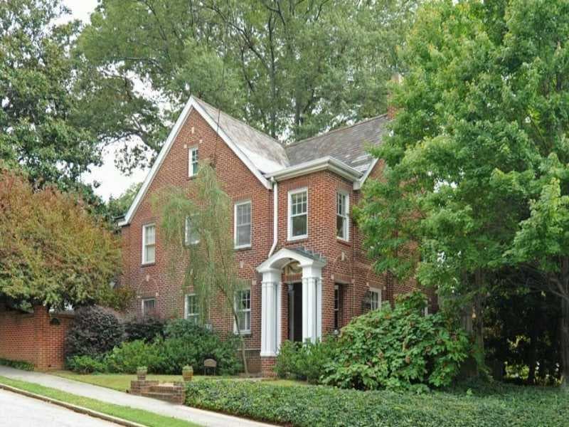 5 bedroom, 4,372 sq ft single family residence sold at 123 Peachtree Circle, Atlanta, GA 30309