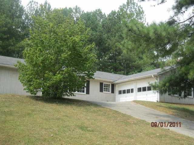 340 MONIVEA Lane, Roswell, GA 30075 — most recent listing photo
