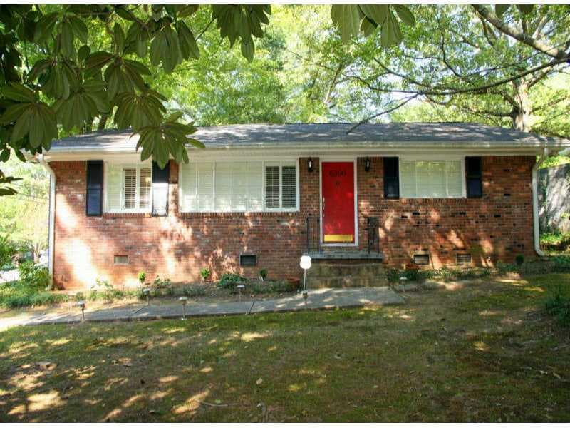 2 bedroom, 1,395 sq ft single family residence sold at 6390 Long Island Drive, Atlanta, GA 30328