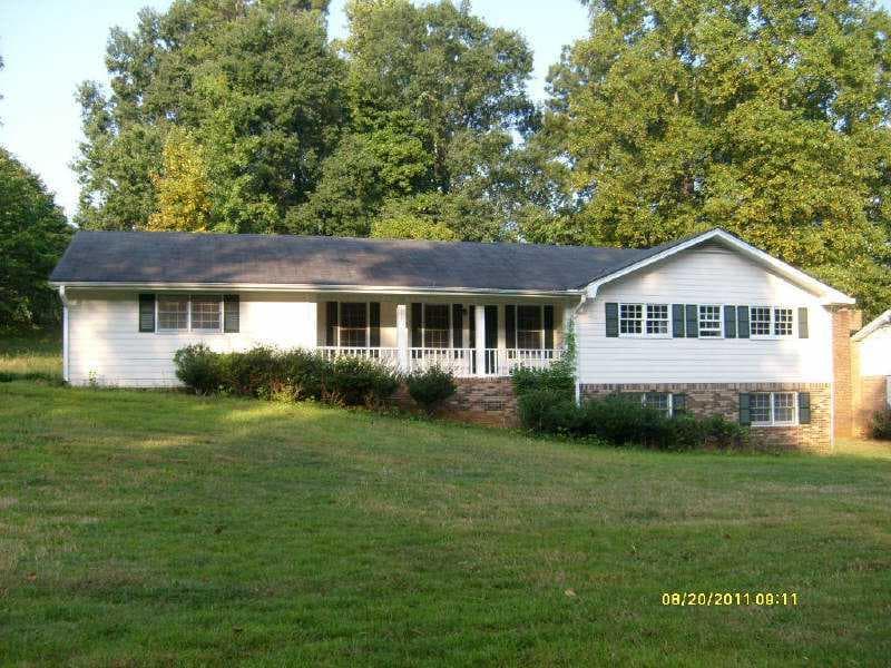 545 Jordan Drive, Tucker, GA 30084 — most recent listing photo