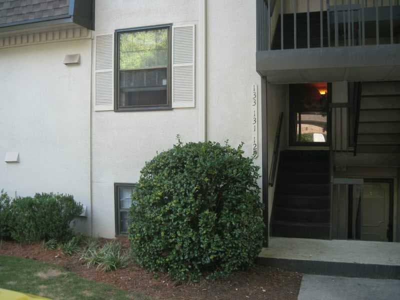 1 bedroom, 812 sq ft condominium sold at 131 Lablanc Way 131, Atlanta, GA 30327