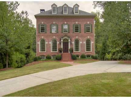 6 bedroom single family residence sold at 750 Moores Mill Road, Atlanta, GA 30327