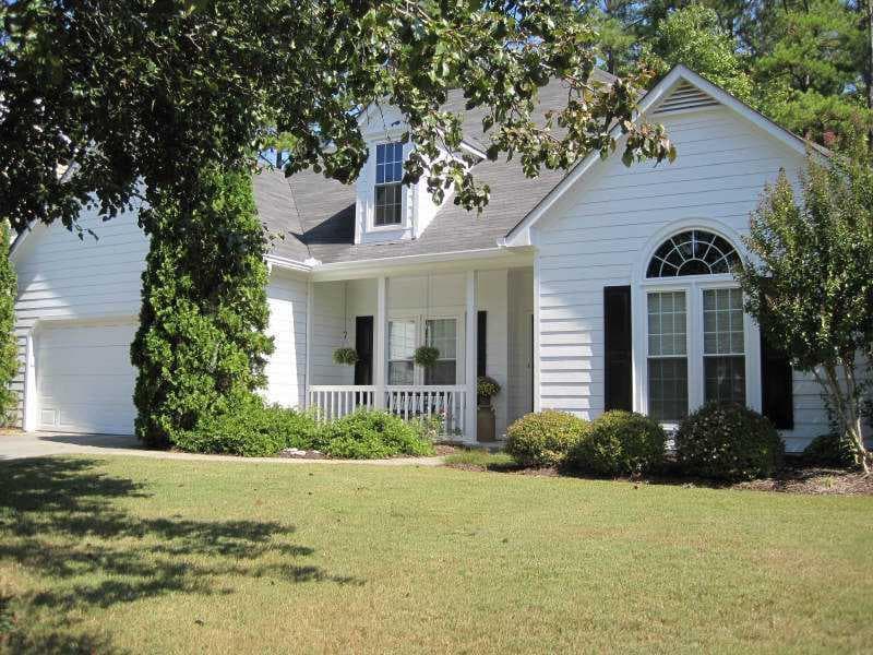 3 bedroom, 1,762 sq ft single family residence sold at 2860 Ivey Oaks Lane, Johns Creek, GA 30022