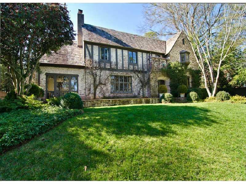 5 bedroom, 6,295 sq ft single family residence sold at 12 Chatham Road, Atlanta, GA 30305