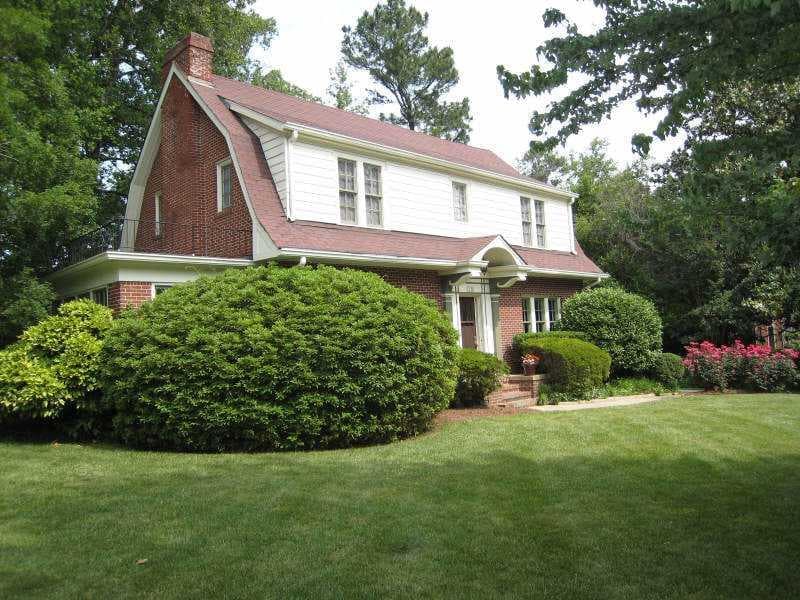3 bedroom, 2,840 sq ft single family residence sold at 1136 Oxford Road, Atlanta, GA 30306