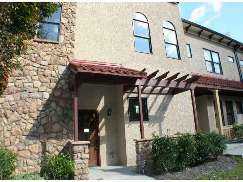 2 bedroom, 2,124 sq ft townhouse sold at 125 Kiram Terrace 125, Atlanta, GA 30331