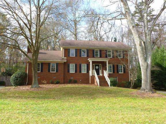 881 Cedar Trace, Lilburn, GA 30047 — most recent listing photo