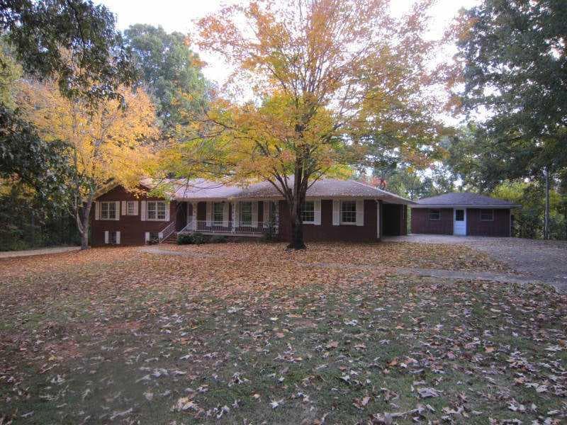 5769 Norton Circle, Flowery Branch, GA 30542 — most recent listing photo