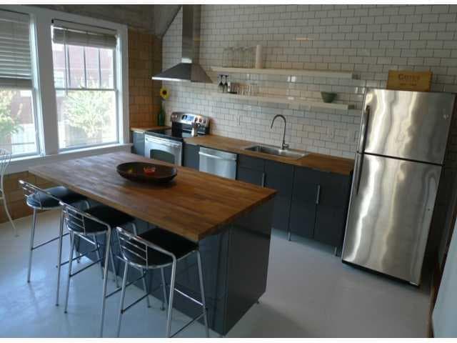 1 bedroom, 920 sq ft condominium sold at 238 Peters Street 204, Atlanta, GA 30313