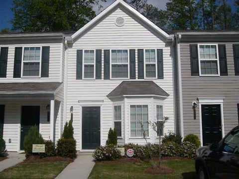 2 bedroom townhouse sold at 1744 Devon Drive 0, Atlanta, GA 30311