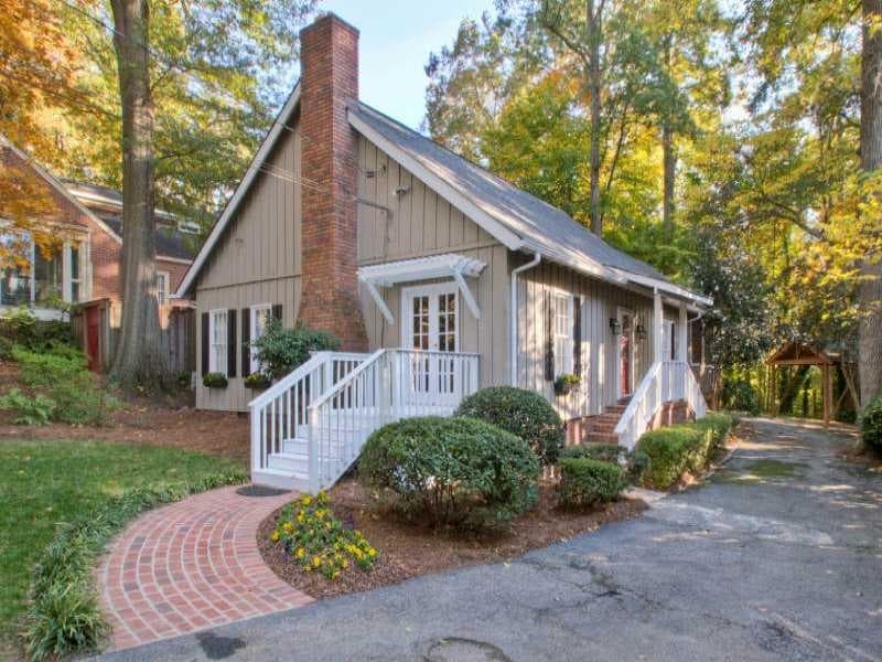 2 bedroom, 1,152 sq ft single family residence sold at 265 Alberta Drive, Atlanta, GA 30305