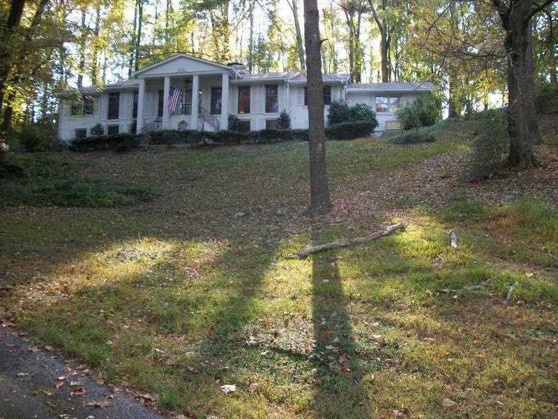 single family residence sold at 1092 Dawn View Lane, Atlanta, GA 30327