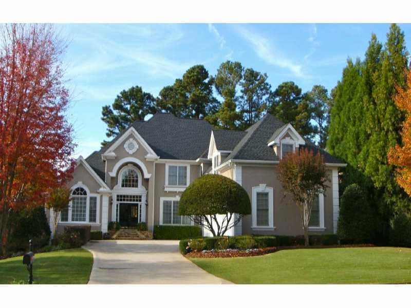 6 bedroom, 6,100 sq ft single family residence sold at 14690 Creek Club Drive, Alpharetta, GA 30004