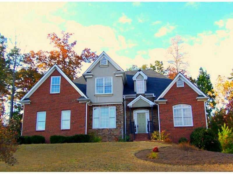 4 bedroom, 2,400 sq ft single family residence sold at 1920 Lee Patrick Drive, Dacula, GA 30019