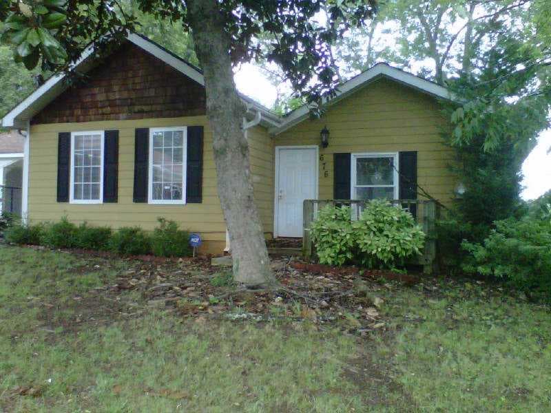 3 bedroom, 1,112 sq ft single family residence sold at 676 S Elizabeth Place, Atlanta, GA 30318