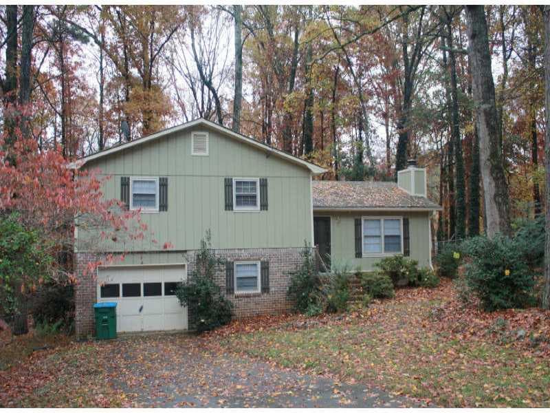 3 bedroom, 1,656 sq ft single family residence sold at 5038 Vonn Place, Stone Mountain, GA 30087