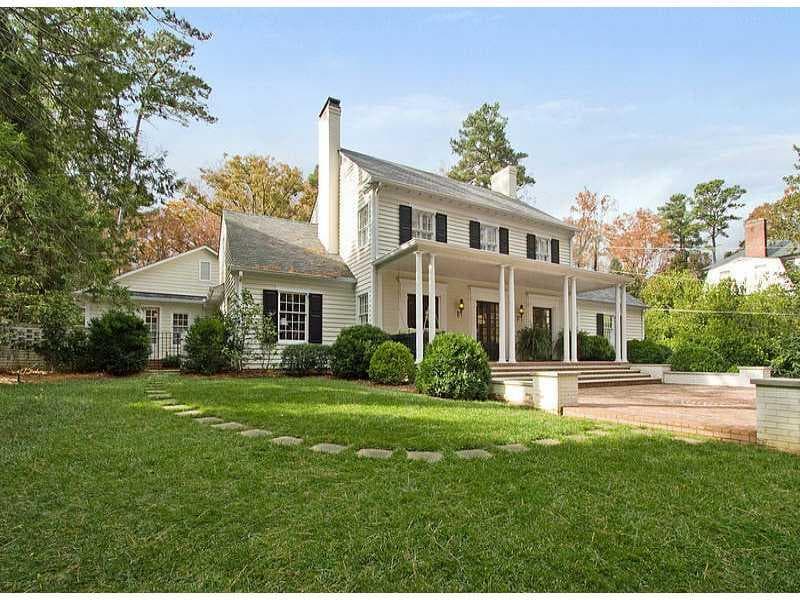 6 bedroom, 6,853 sq ft single family residence sold at 2920 Howell Mill Road, Atlanta, GA 30327