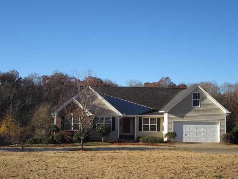 347 Kiley Drive, Hoschton, GA 30548 — most recent listing photo