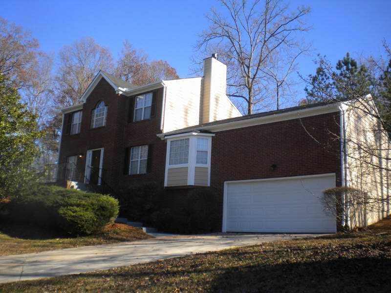 3 bedroom single family residence sold at 3863 Creekbank Cove, Decatur, GA 30034