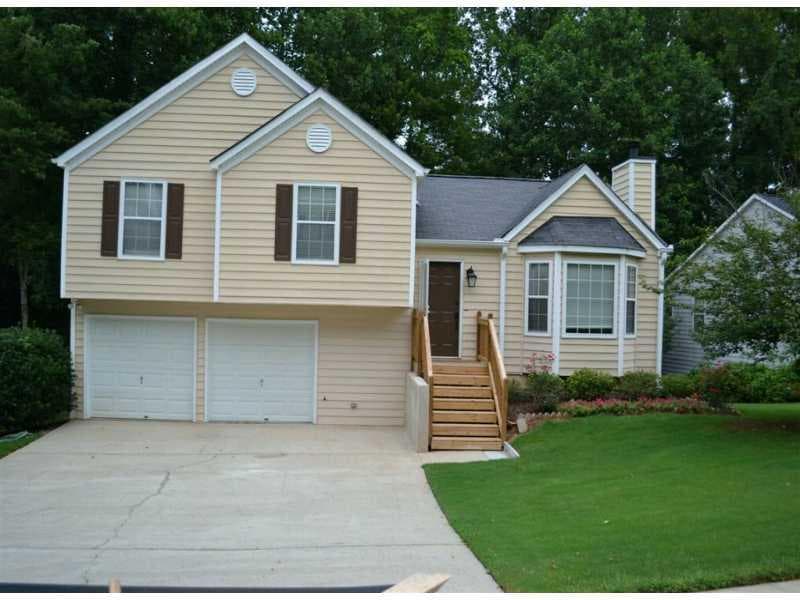 3 bedroom, 1,832 sq ft single family residence sold at 2672 Marleigh Farm Road, Kennesaw, GA 30152