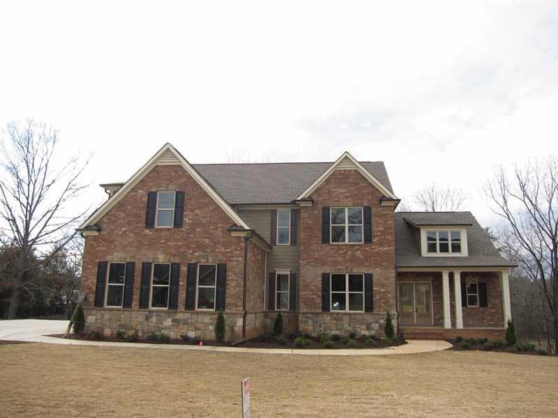 4 bedroom single family residence sold at 941 River Estate Road, Lilburn, GA 30047