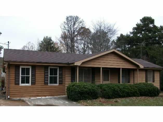 350 Huntington Circle, Alpharetta, GA 30004 — most recent listing photo