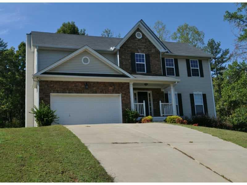4 bedroom, 2,574 sq ft single family residence sold at 9055 Montclair Hills Drive, Cumming, GA 30028