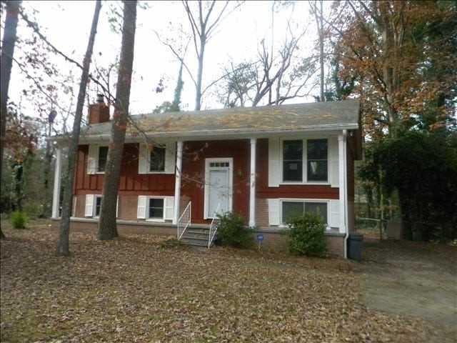 4 bedroom, 1,647 sq ft single family residence sold at 1140 PINEGLEN Drive, Riverdale, GA 30296