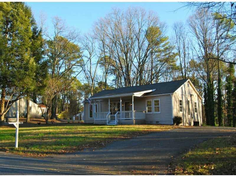 704 Sylvan Drive, Marietta, GA 30066 — most recent listing photo