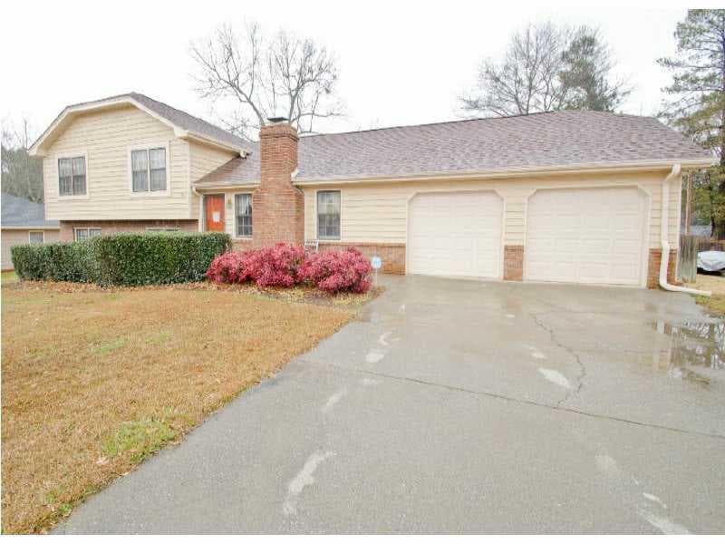 4043 Bent Willow Drive, Lilburn, GA 30047 — most recent listing photo