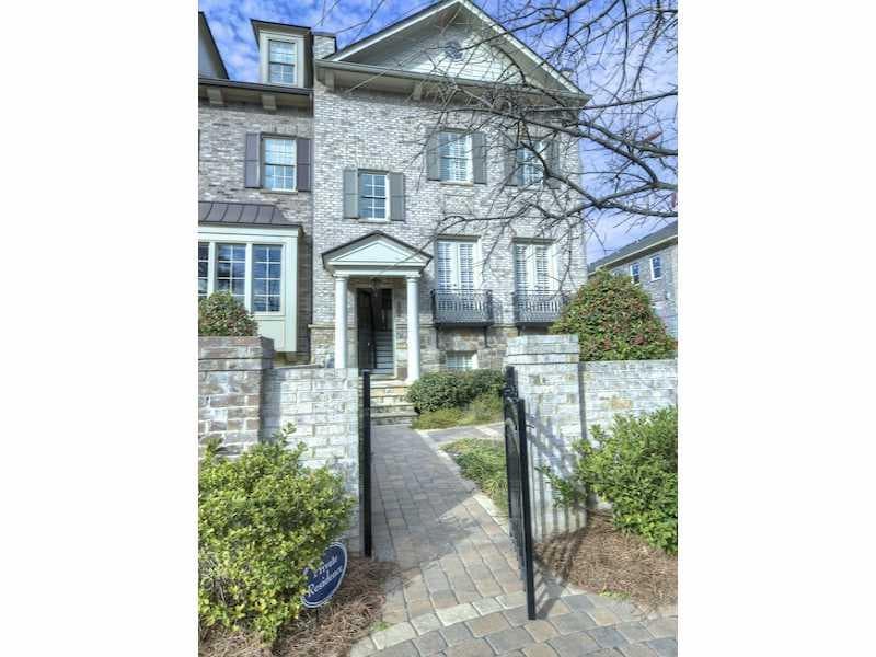 4 bedroom townhouse sold at 3681 Brookhaven Manor Crossing 0, Atlanta, GA 30319
